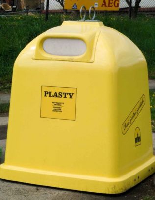 Kontejner na plasty