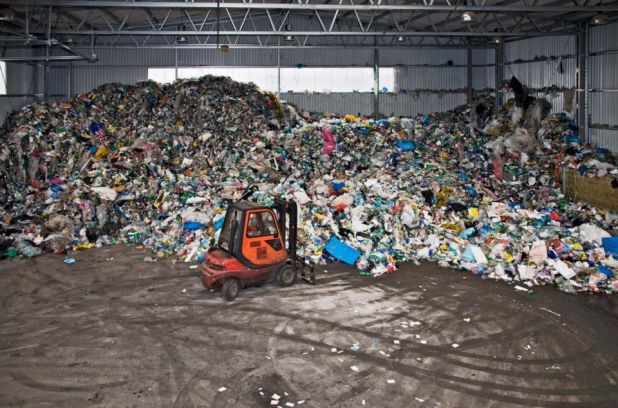 Svezený plast