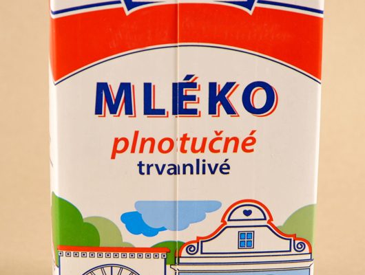 Plnotučné mléko